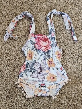 Floral Pom-Pom Tie-Shoulder Baby Romper - Pink & Yellow Flowers
